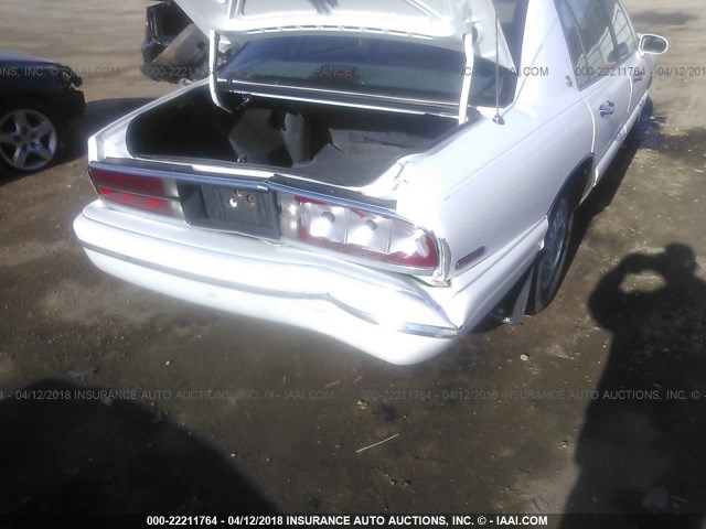 1G4CW52K5SH606563 - 1995 BUICK PARK AVENUE  WHITE photo 6