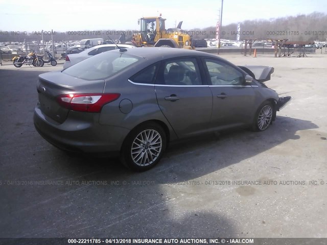 1FAHP3H28CL430468 - 2012 FORD FOCUS SEL GRAY photo 4