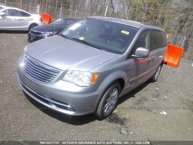 2C4RC1BG2DR745049 - 2013 CHRYSLER TOWN & COUNTRY TOURING SILVER photo 2