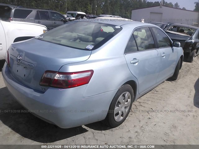 4T1BE46K58U784556 - 2008 TOYOTA CAMRY CE/LE/XLE/SE BLUE photo 4