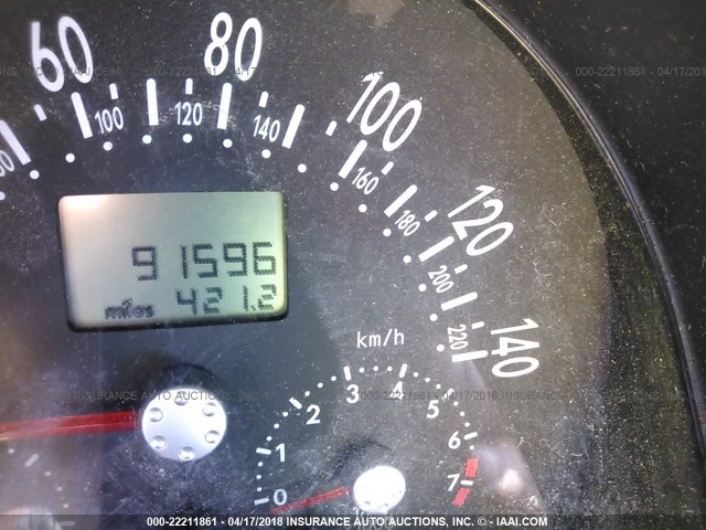 3VWBK31C55M403048 - 2005 VOLKSWAGEN NEW BEETLE GL 白色 照片 7