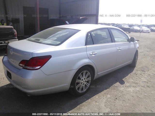 4T1BK36B06U167193 - 2006 TOYOTA AVALON XL/XLS/TOURING/LIMITED SILVER photo 4