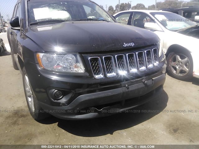 1C4NJDEB2CD637599 - 2012 JEEP COMPASS LATITUDE 黑色 照片 6