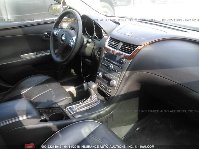 1G1ZE5EB6A4141187 - 2010 CHEVROLET MALIBU LTZ BLUE photo 5