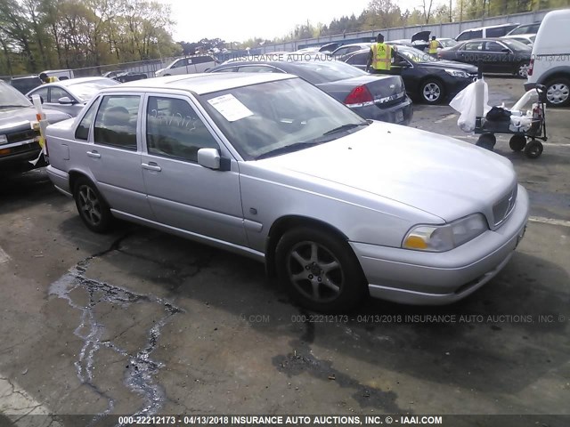 YV1LS56D5Y2626376 - 2000 VOLVO S70 GLT/SE SILVER photo 1