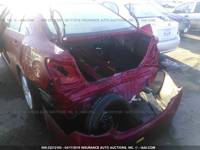 4T1BF1FKXEU785371 - 2014 TOYOTA CAMRY L/SE/LE/XLE წითელი ფოტო 6