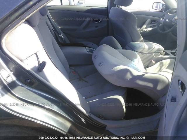 4T1BF3EK5BU771015 - 2011 TOYOTA CAMRY SE/LE/XLE GRAY photo 8