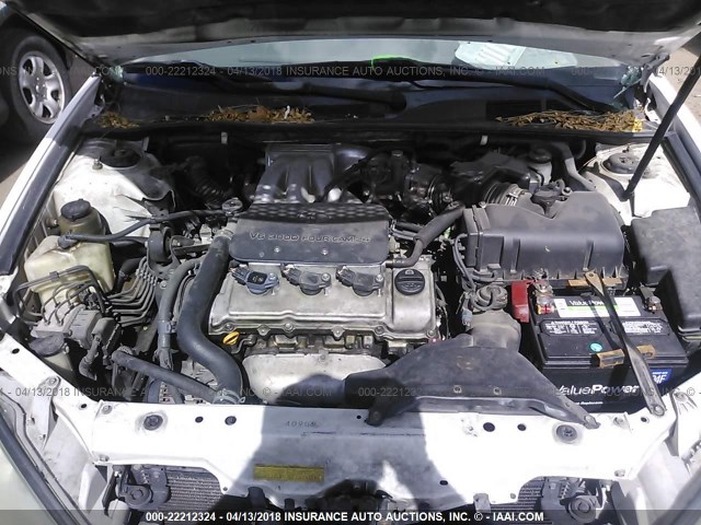 4T1BF32K42U030570 - 2002 TOYOTA CAMRY LE/XLE/SE 白色 照片 10