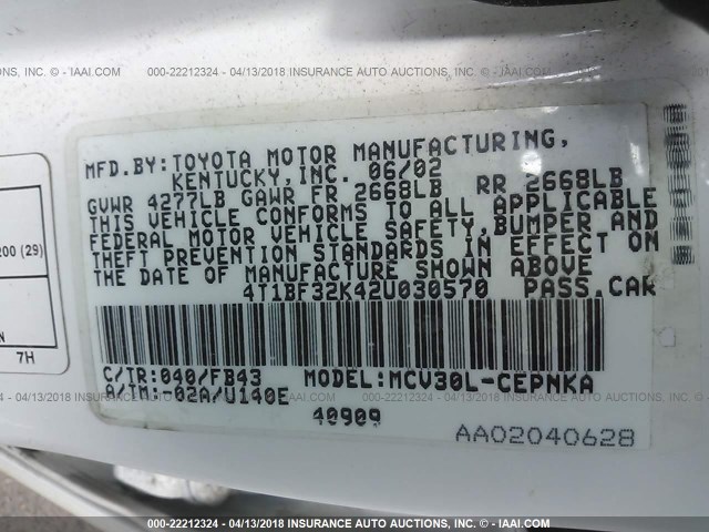 4T1BF32K42U030570 - 2002 TOYOTA CAMRY LE/XLE/SE 白色 照片 9