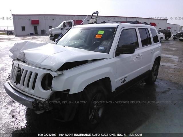 1C4NJPFA2ED589046 - 2014 JEEP PATRIOT LATITUDE WHITE photo 2