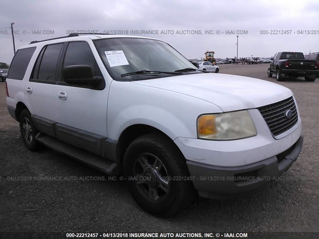 1FMRU15W13LC31924 - 2003 FORD EXPEDITION XLT WHITE photo 1