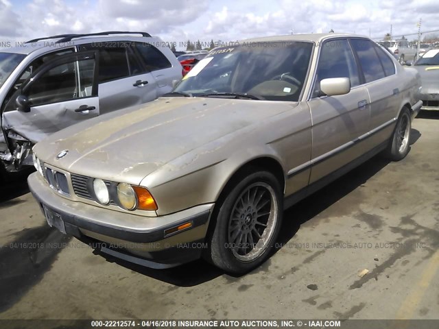 WBAHD6318PBJ87689 - 1993 BMW 525 I AUTOMATIC GOLD photo 2