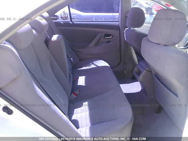 4T1BE46K49U844618 - 2009 TOYOTA CAMRY SE/LE/XLE WHITE photo 8