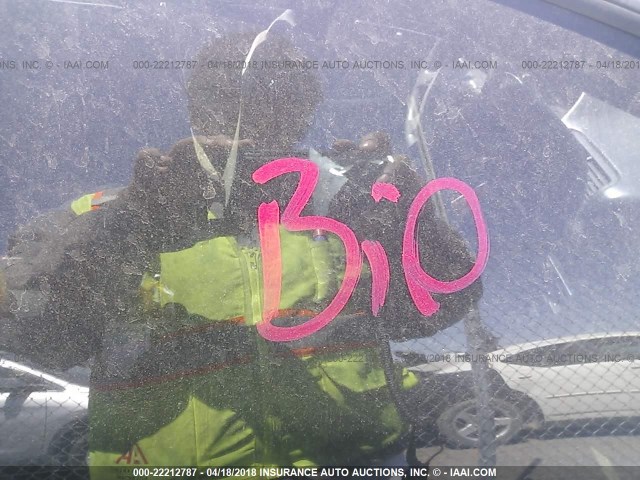 JH4DC4450TS022867 - 1996 ACURA INTEGRA LS WHITE photo 8