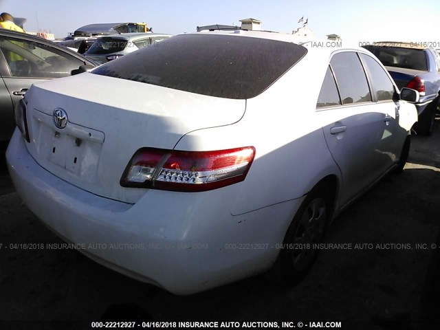 4T4BF3EK0BR193203 - 2011 TOYOTA CAMRY SE/LE/XLE 白色 照片 4