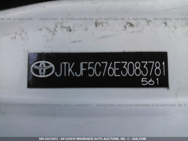 JTKJF5C76E3083781 - 2014 TOYOTA SCION TC 白色 照片 9