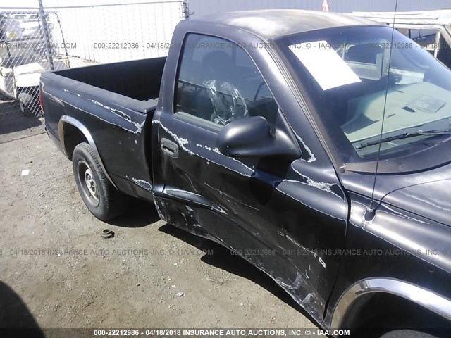 1B7FL26P7YS605974 - 2000 DODGE DAKOTA BLACK photo 6