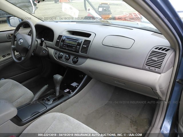 4T1BE32K42U619816 - 2002 TOYOTA CAMRY LE/XLE/SE 蓝色 照片 5
