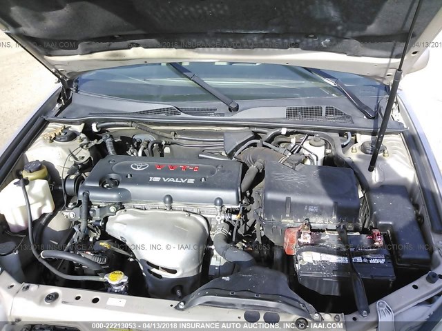 4T1BE32K64U301117 - 2004 TOYOTA CAMRY LE/XLE/SE ოქროსფერი ფოტო 10