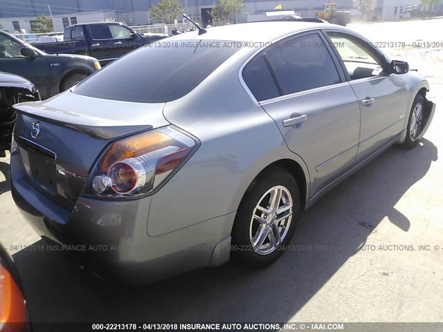 1N4CL21E47C219679 - 2007 NISSAN ALTIMA HYBRID SILVER photo 4