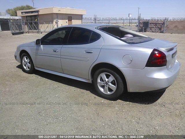 2G2WP522351192628 - 2005 PONTIAC GRAND PRIX SILVER photo 3