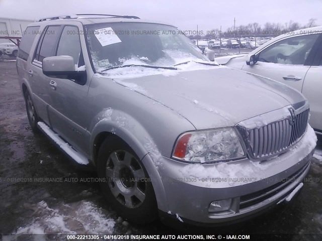 5LMFU285X5LJ13494 - 2005 LINCOLN NAVIGATOR ვერცხლისფერი ფოტო 6