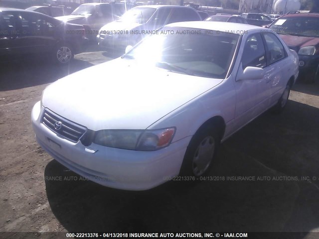 4T1BG22K1YU930441 - 2000 TOYOTA CAMRY CE/LE/XLE 白色 照片 2