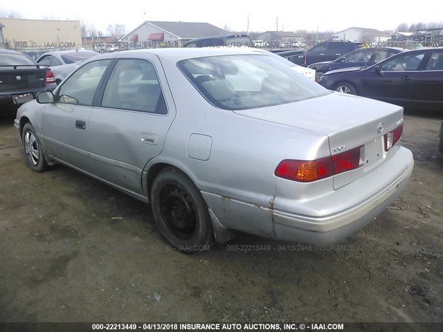 4T1BG22K91U096098 - 2001 TOYOTA CAMRY CE/LE/XLE SILVER photo 3