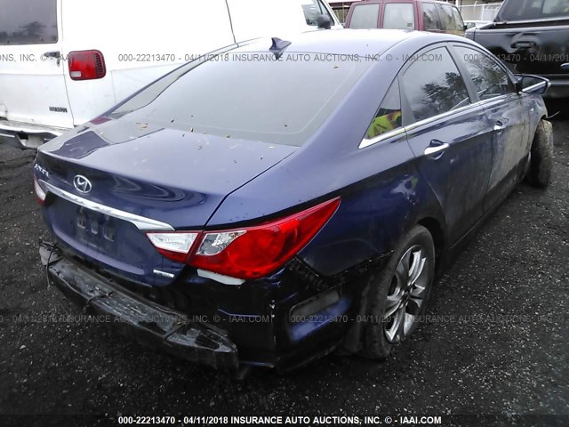 5NPEC4AC2DH670221 - 2013 HYUNDAI SONATA SE/LIMITED BLUE photo 4