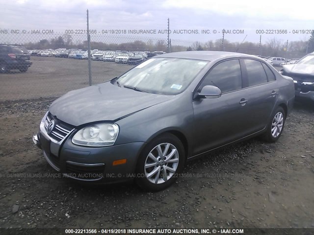 3VWJX7AJ8AM054755 - 2010 VOLKSWAGEN JETTA S GRAY photo 2