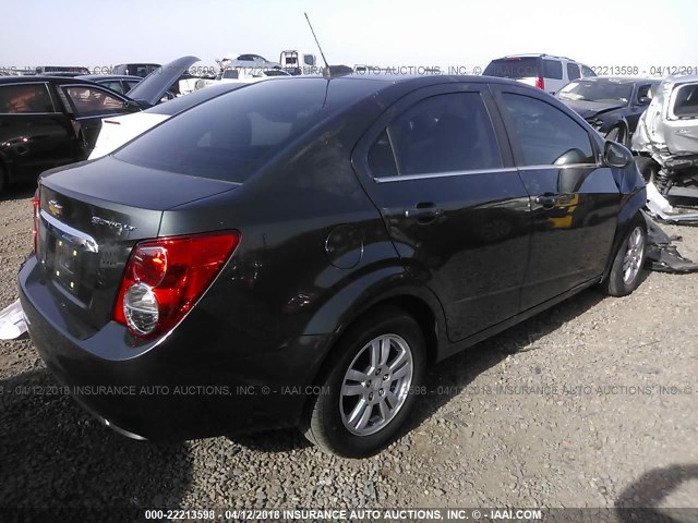 1G1JC5SH1G4163683 - 2016 CHEVROLET SONIC LT GRAY photo 4