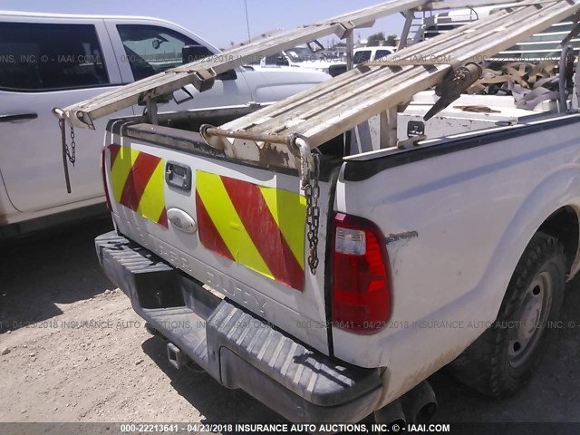 1FT7W2AT6CEA67419 - 2012 FORD F250 SUPER DUTY WHITE photo 6