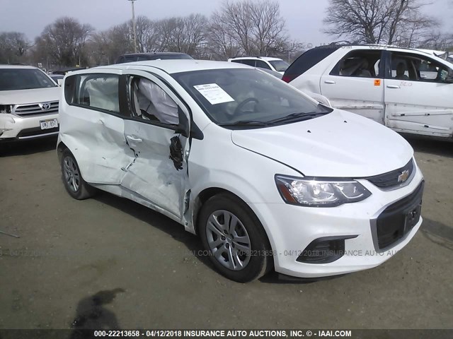 1G1JG6SH6H4153338 - 2017 CHEVROLET SONIC WHITE photo 1