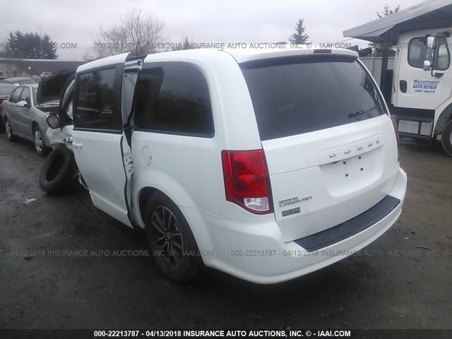 2C4RDGBG2JR170348 - 2018 DODGE GRAND CARAVAN SE WHITE photo 3