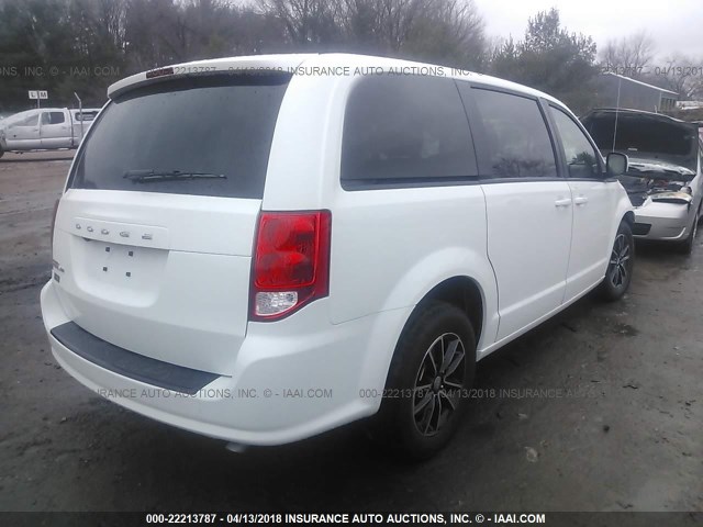 2C4RDGBG2JR170348 - 2018 DODGE GRAND CARAVAN SE WHITE photo 4