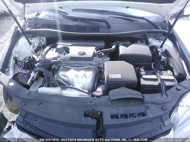 4T1BF1FK8GU128720 - 2016 TOYOTA CAMRY LE/XLE/SE/XSE WHITE photo 10