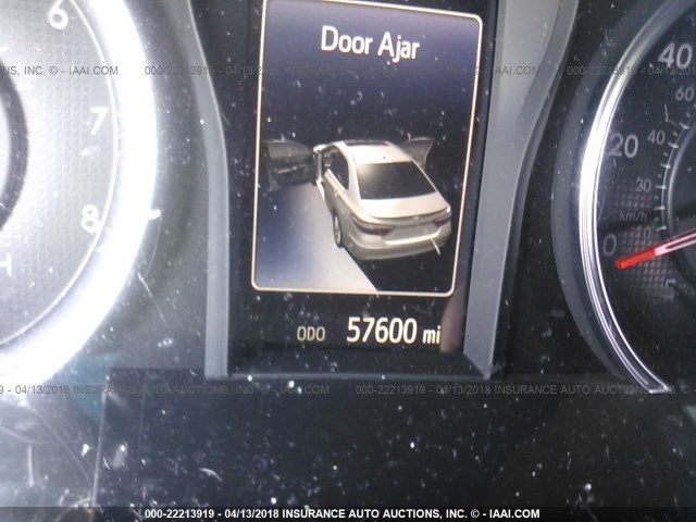 4T1BF1FK8GU128720 - 2016 TOYOTA CAMRY LE/XLE/SE/XSE WHITE photo 7