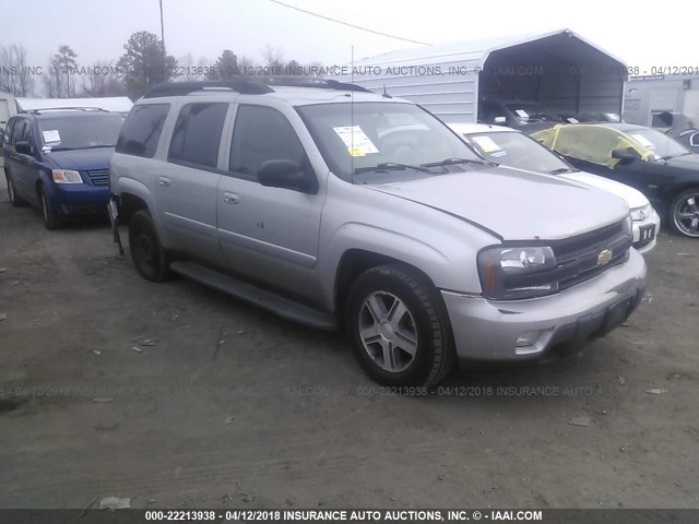 1GNES16S456100550 - 2005 CHEVROLET TRAILBLAZER EXT LS/EXT LT SILVER photo 1