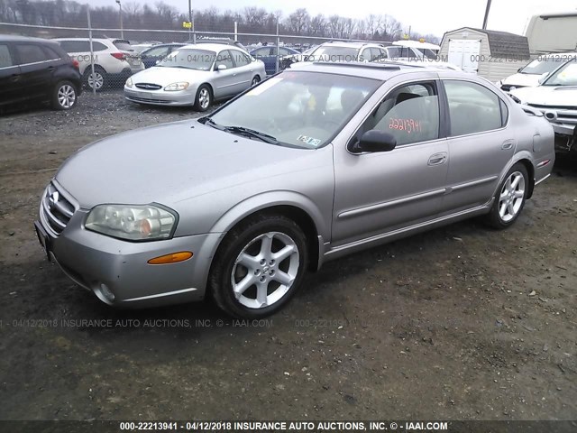 JN1DA31D02T200186 - 2002 NISSAN MAXIMA GLE/GXE/SE SILVER photo 2