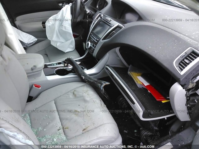19UUB2F52HA000065 - 2017 ACURA TLX TECH SILVER photo 5