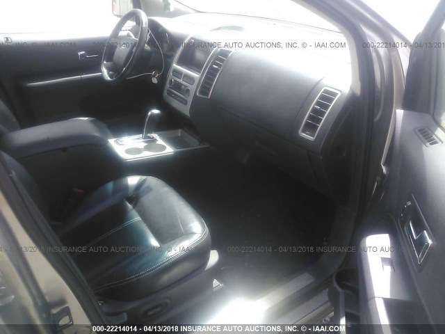 2FMDK49C08BA75027 - 2008 FORD EDGE LIMITED SILVER photo 5