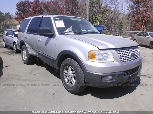 1FMRU15W14LA85378 - 2004 FORD EXPEDITION XLT ნაცრისფერი ფოტო 1