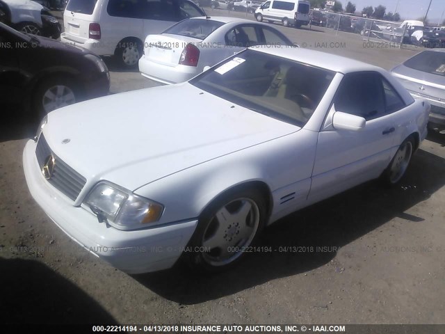 WDBFA67F2WF163192 - 1998 MERCEDES-BENZ SL 500 WHITE photo 2