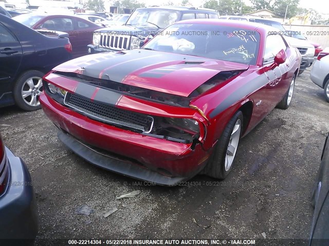 2C3CDYAGXDH632604 - 2013 DODGE CHALLENGER SXT RED photo 2