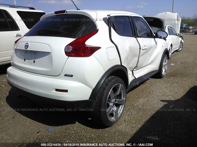 JN8AF5MR9DT201705 - 2013 NISSAN JUKE S/SV/SL WHITE photo 4