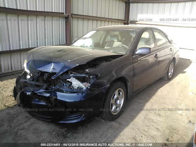 4T1BE32K93U186513 - 2003 TOYOTA CAMRY LE/XLE/SE 蓝色 照片 2