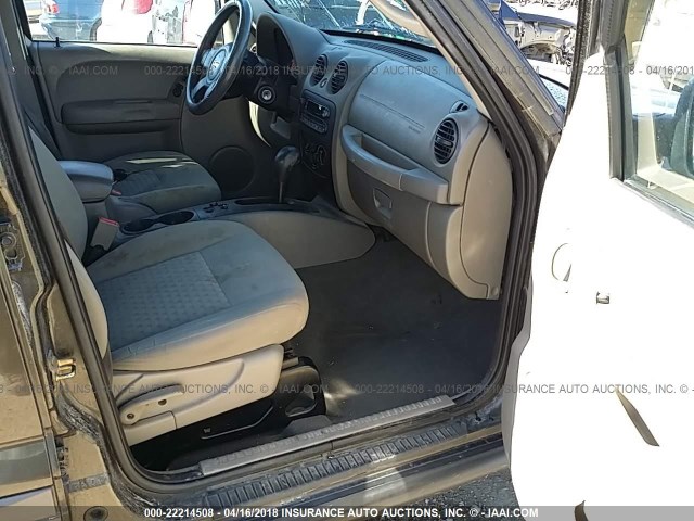 1J4GK48K96W228438 - 2006 JEEP LIBERTY SPORT 灰色 照片 5