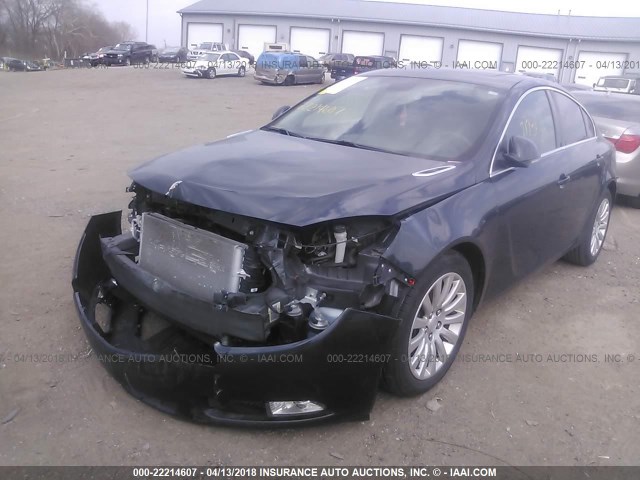 2G4GR5EK4C9166040 - 2012 BUICK REGAL BLACK photo 2