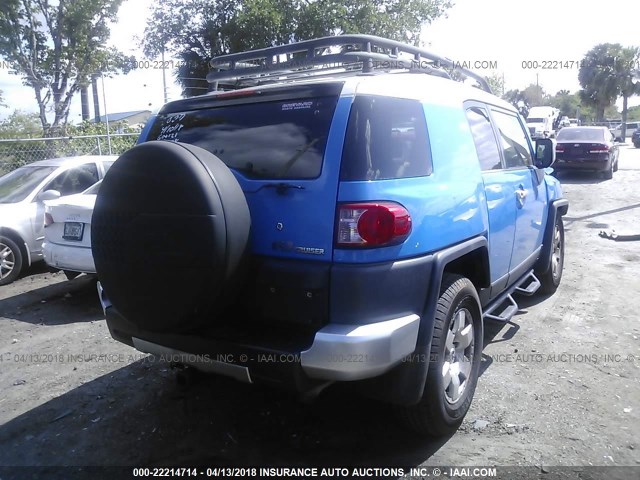 JTEZU11F870006140 - 2007 TOYOTA FJ CRUISER BLUE photo 4