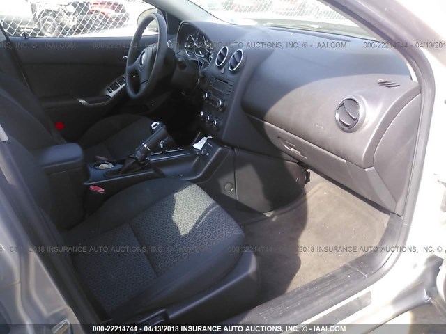 1G2ZF57B084260028 - 2008 PONTIAC G6 VALUE LEADER/BASE SILVER photo 5